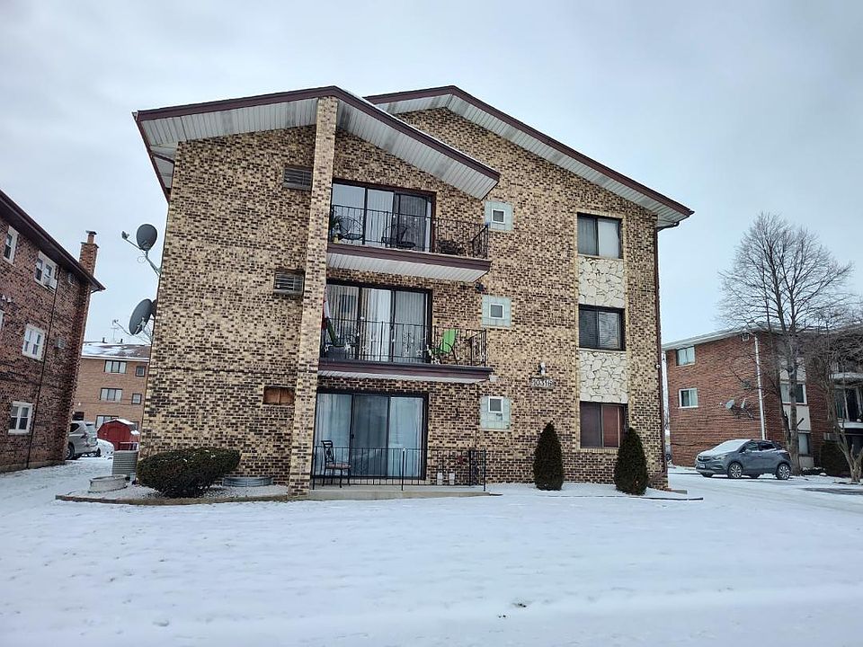 1st image of 10316 S Mansfield Ave #3S