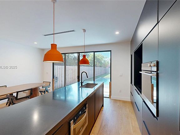 2nd image of 353 NW 50th St #353