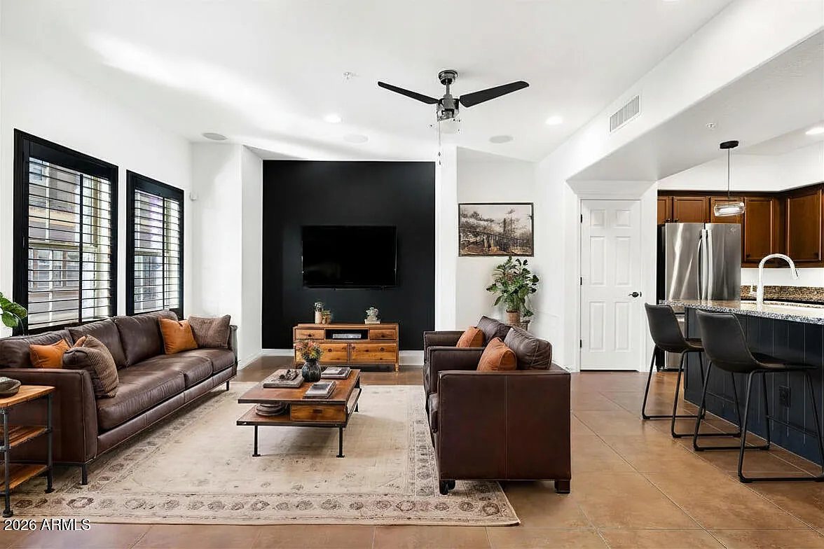 2 bed, 2.5 bath, 1490 sqft, $2,975 — Photo 1