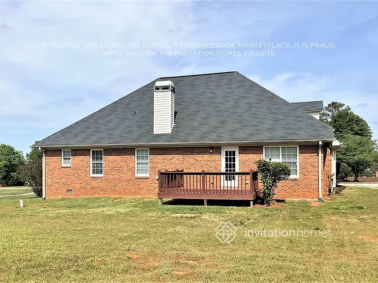 1121 Sutton Dr — Photo 19