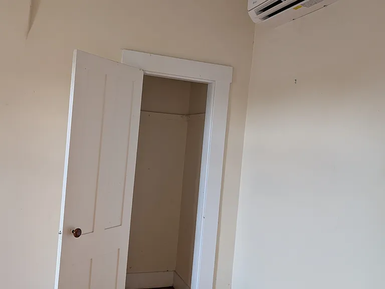 225 S Main St #301 — Photo 8