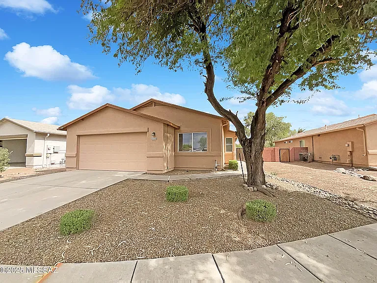 3530 W Ethan Crossing Ln