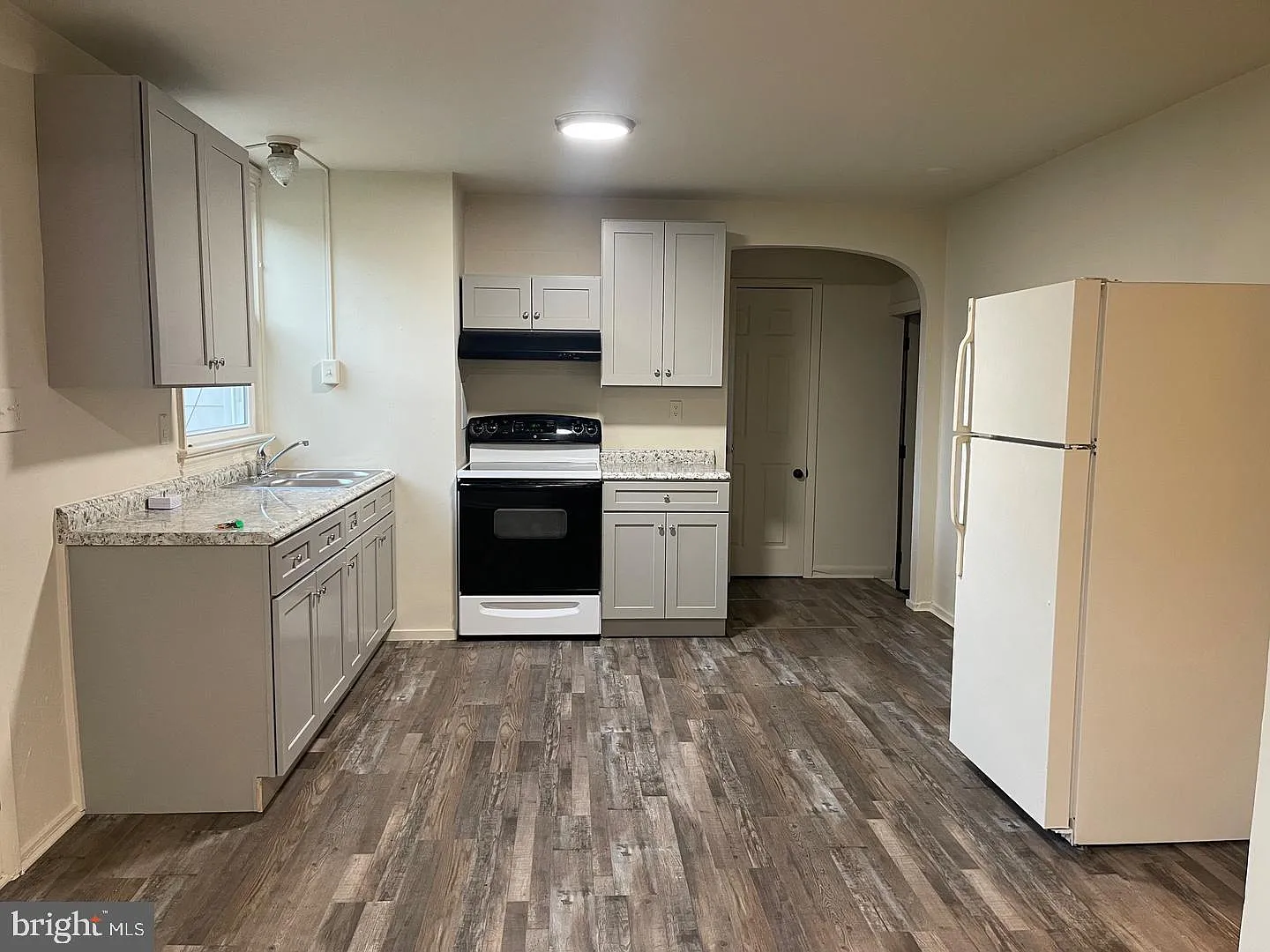 Apts — Photo 1