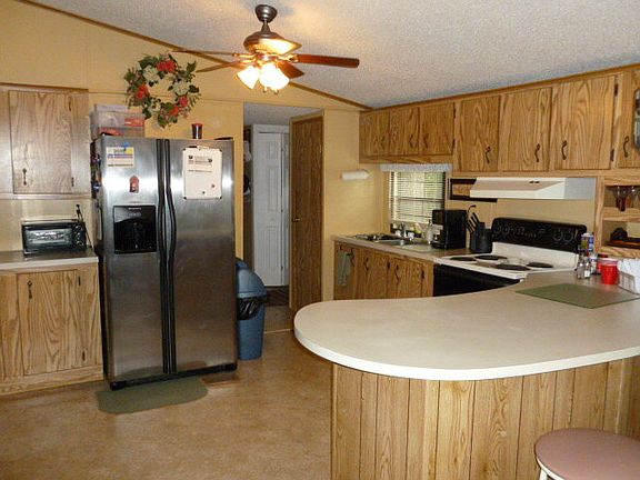 2nd image of Wilkins Court Dr