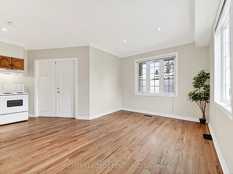 454 Donlands Ave #A1 — Photo 15