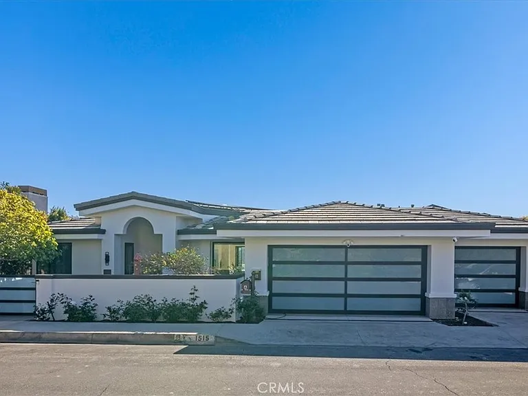 1515 Tahiti Ave — Photo 1