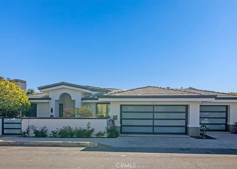 1515 Tahiti Ave
