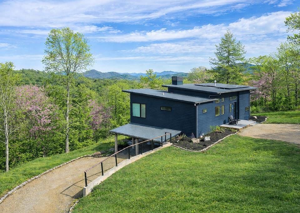 1st image of 458 Brannon Rdg