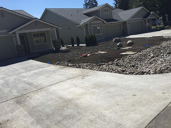 5th image of 320 154th St E