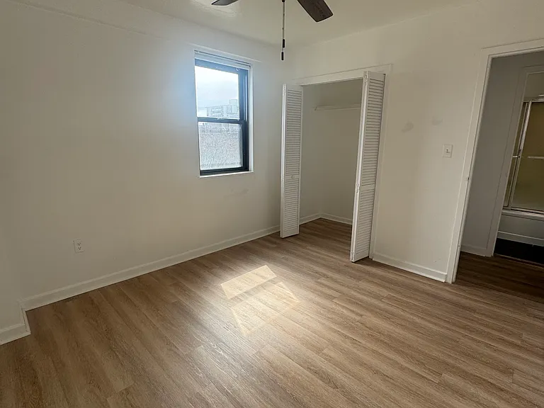 11720 Edgewater Dr #608 — Photo 27