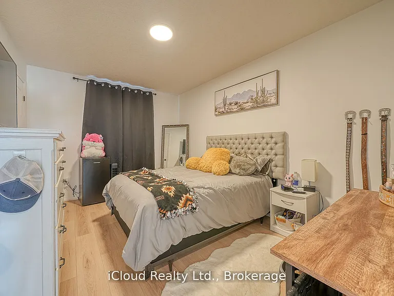 15 Curren Cres — Photo 24