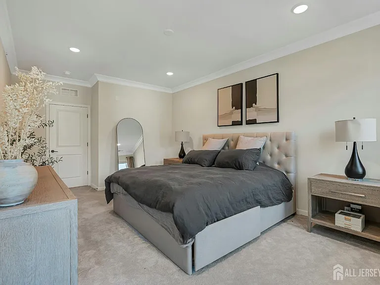 610 Sadie Cir — Photo 19