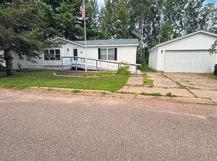 116 Spruce St, Ashland, WI 54806