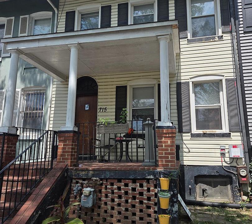 1st image of 715 Shepherd St NW