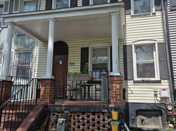 715 Shepherd St NW, Washington, DC 20011