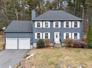 23 Calvin St, Ayer, MA 01432