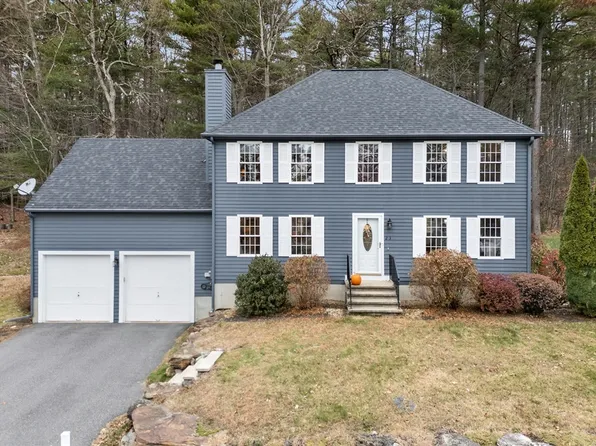 23 Calvin St, Ayer, MA 01432