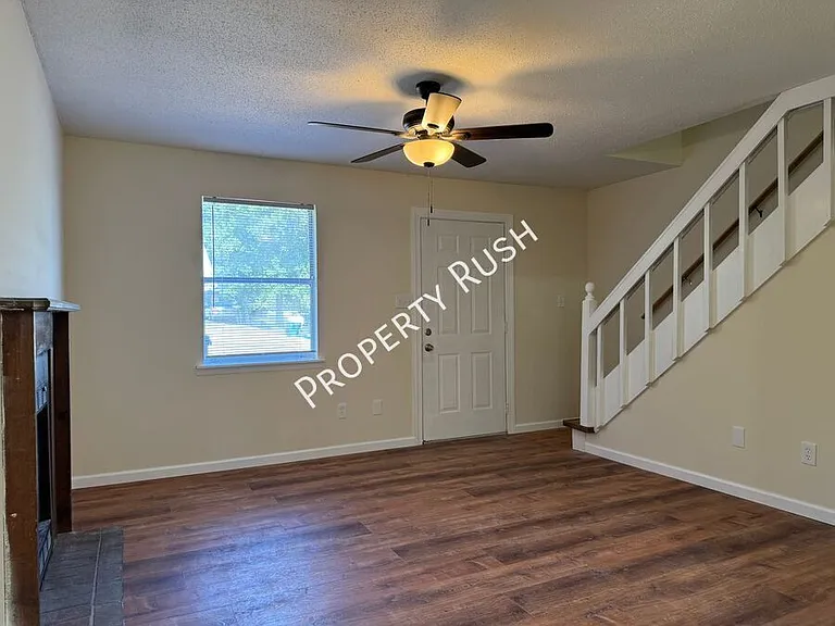 1511 Rustic Dr NW #1511 — Photo 5