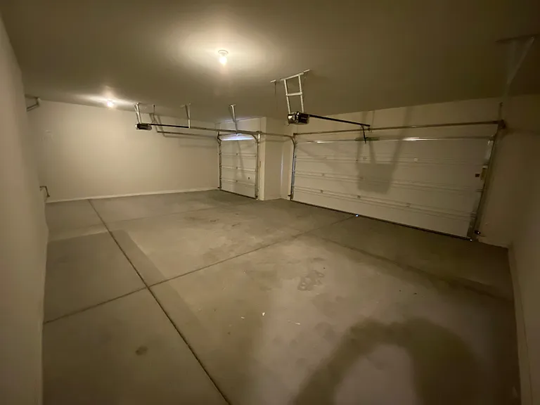 30651 W Amelia Ave — Photo 10