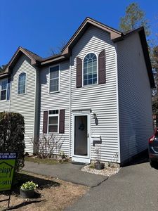 17 Maine Ave APT D, Easthampton, MA, 01027