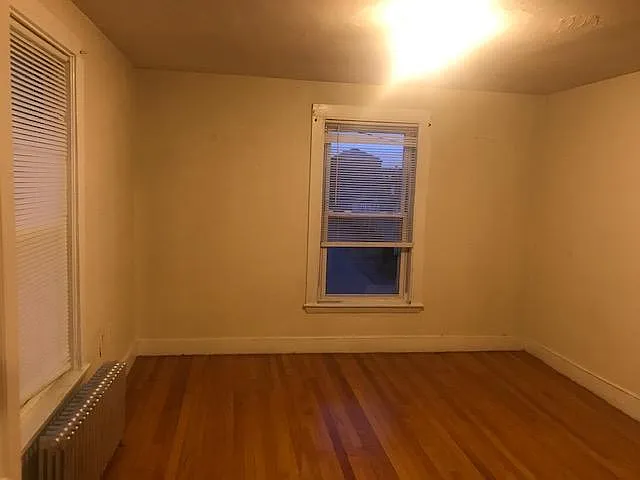18 Hall St #2-R — Photo 6