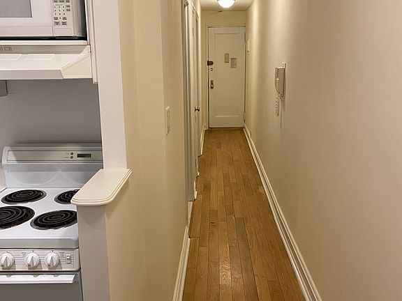5th image of 148 W 68th St #1CA