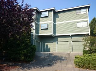9407 Linden Ave N APT A, Seattle, WA 98103