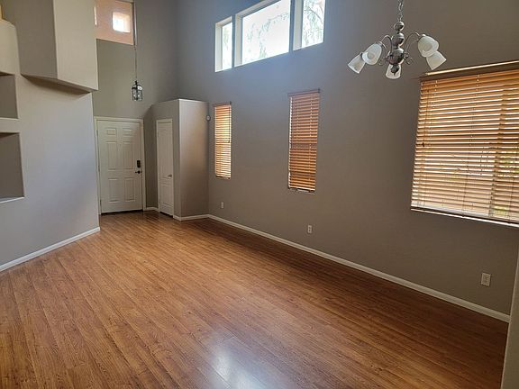 3rd image of 10749 Moroccan Ct