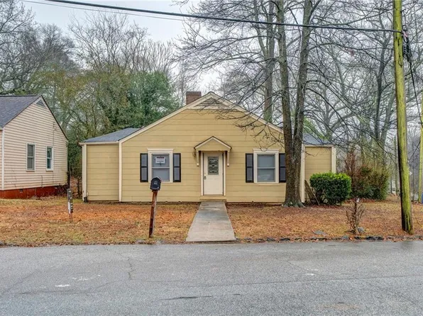 1700 Lanier Dr SW, Atlanta, GA 30310
