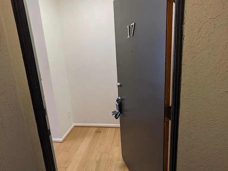 Park Village Apartments — Photo 37