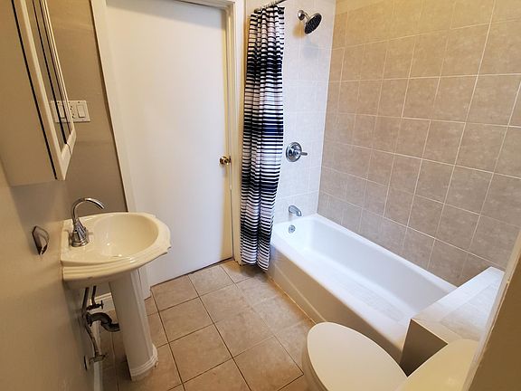 3rd image of 1665 Fulton St