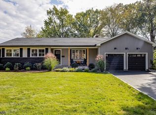 1131 Sawmill Rd, Mountainside, NJ 07092