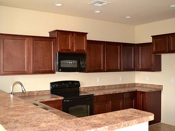 5th image of 4705 E Red Oak Ln Unit 103