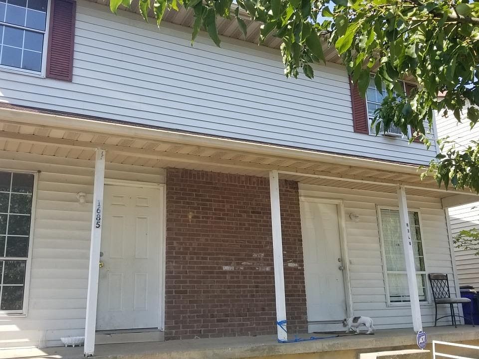 1st image of 1685 Gerald Dr