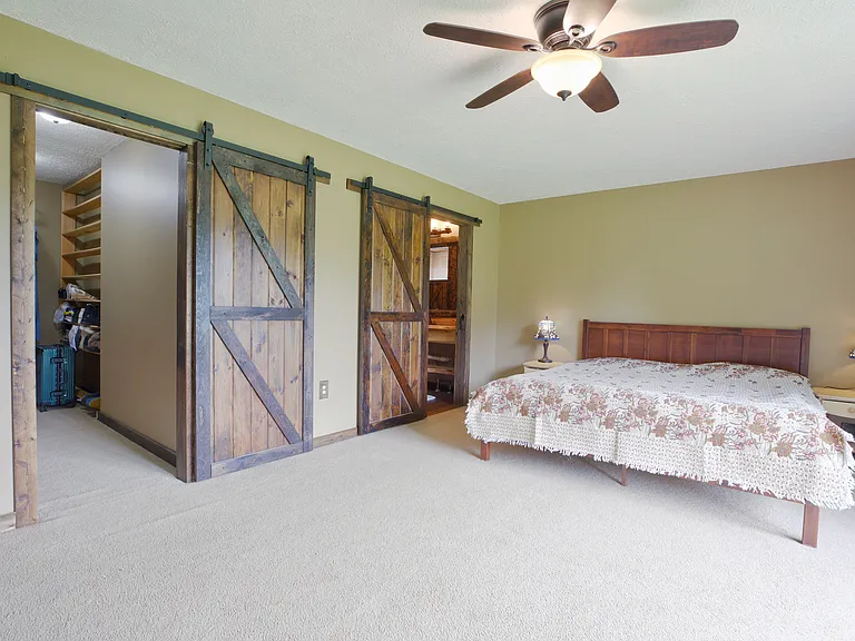 13600 Waverly Point Rd — Photo 16