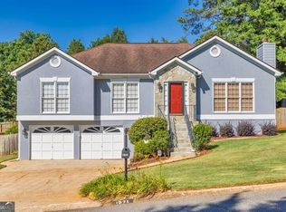 1271 Green Oak Cir, Lawrenceville, GA 30043