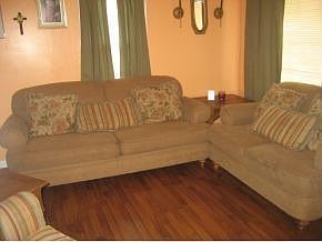 1st image of 105 Kingsley Ave