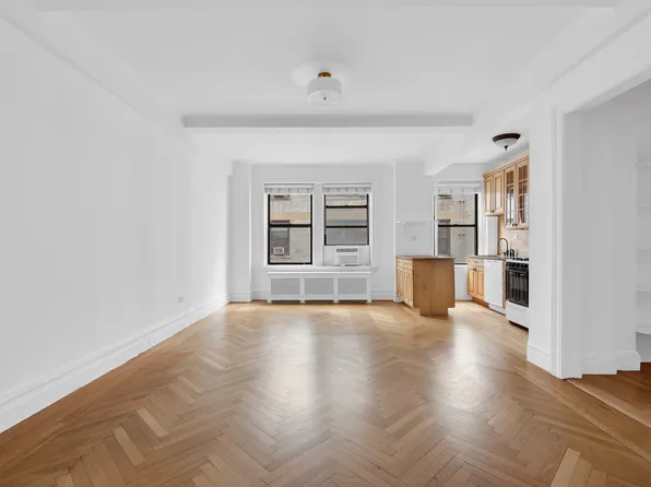 600 West 111th Street 11A image 1 of 8