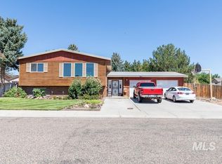 1215 SW 15th Ave, Ontario, OR 97914