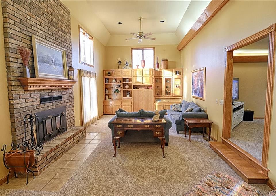 1st image of 2131 S 21st St