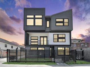5030 Mallow St #C, Houston, TX 77033