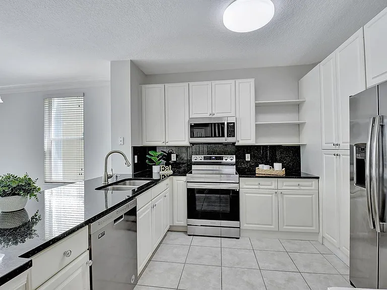 9917 Porta Leona Ln — Photo 1