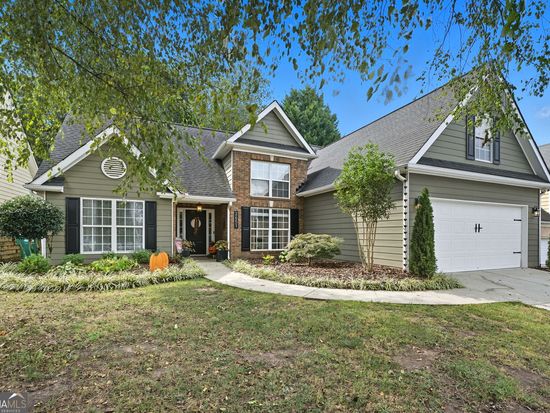 2651 Bald Cypress Dr, Braselton, GA 30517