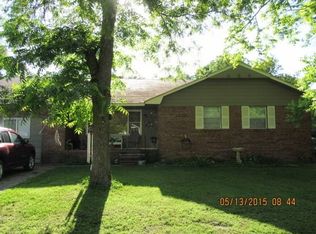 712 N Columbus St, Spiro, OK 74959