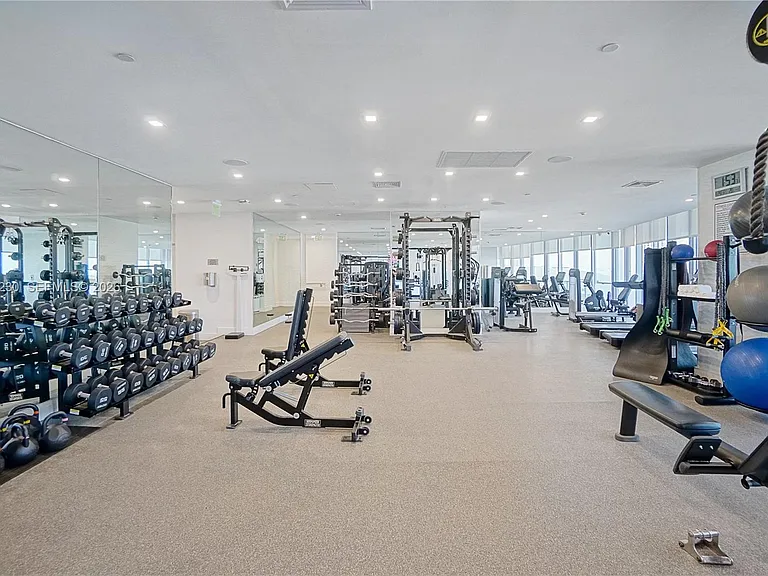 1100 Biscayne Blvd #6001 — Photo 57