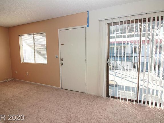 4th image of 1133 Willow Tree Dr Unit D