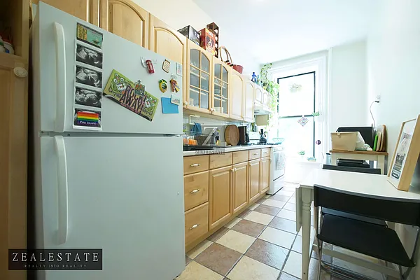 Rented by ZealEstate Group Inc | media 7