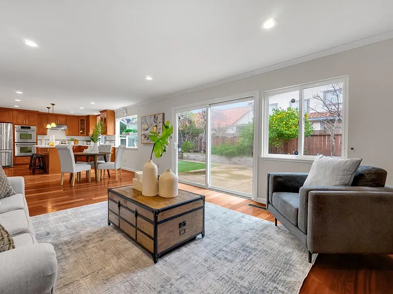 35704 Conovan Ln — Photo 12