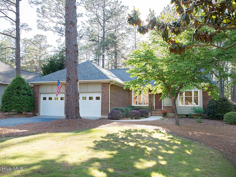 1st image of 11 Scots Glen Drive