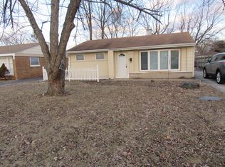 17223 Greenbay Ave, Lansing, IL